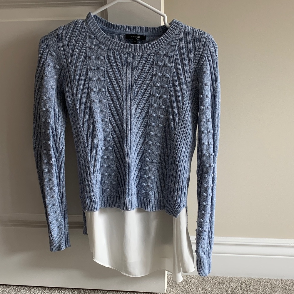 RW&CO. Light Blue Textured Sweater with White Layer